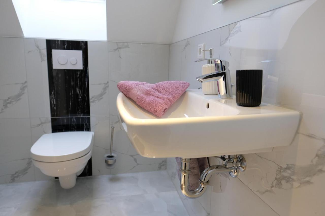 Schlafstuebchen Hotel Лер Екстериор снимка