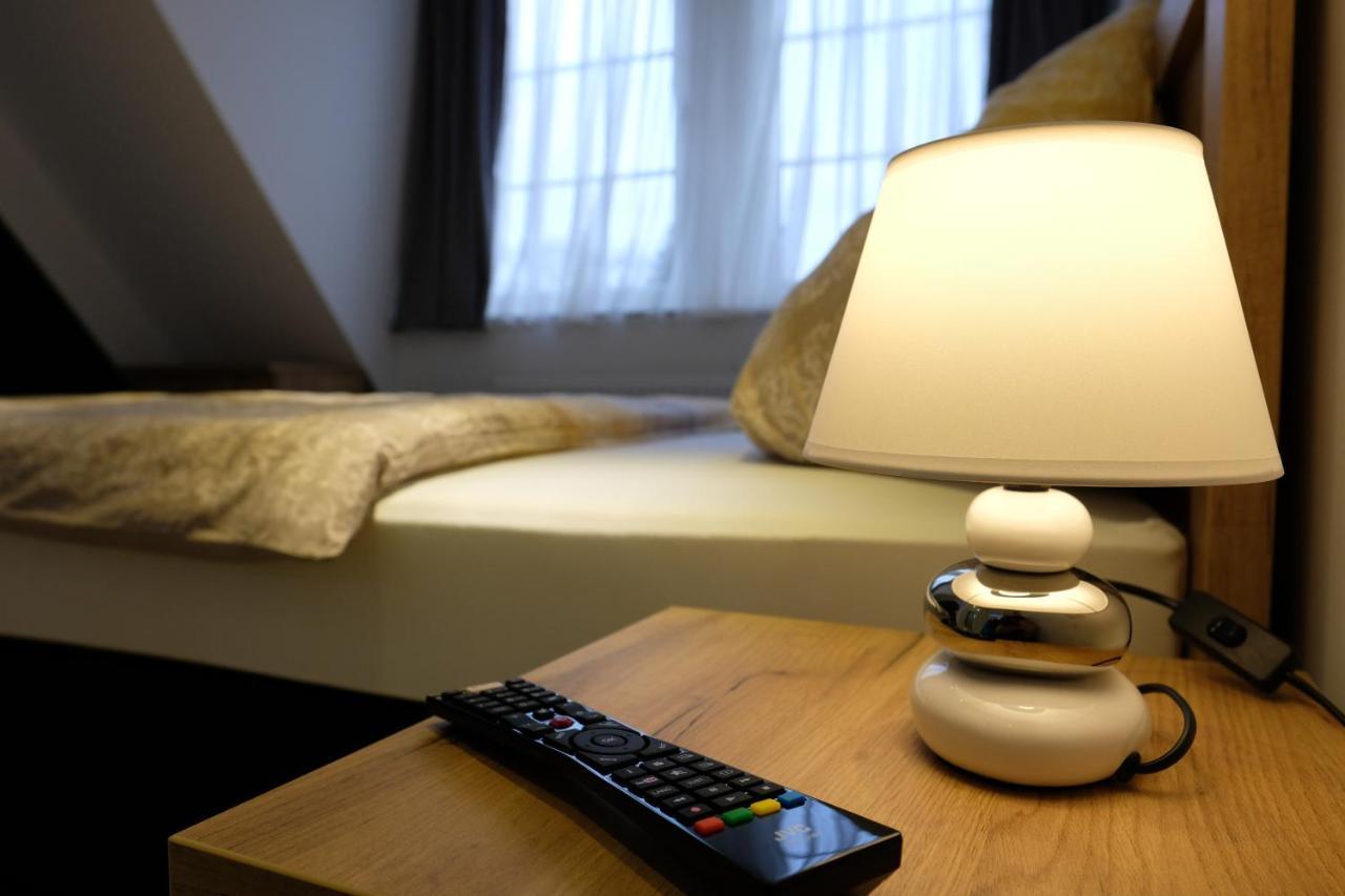 Schlafstuebchen Hotel Лер Екстериор снимка